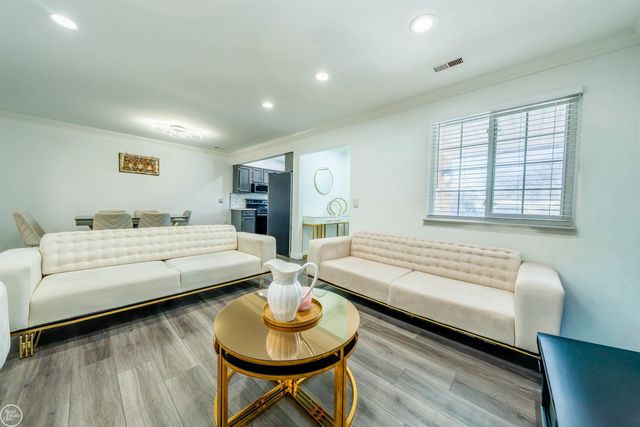 34446 sycamore Drive, Fraser, MI 48026