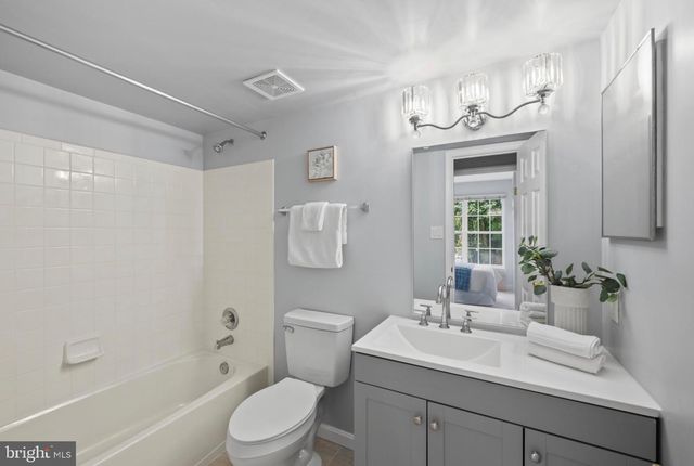 13721 LARK SONG DR, Germantown, MD 20874