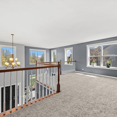 4075 Conifer Drive, Elgin, IL 60124