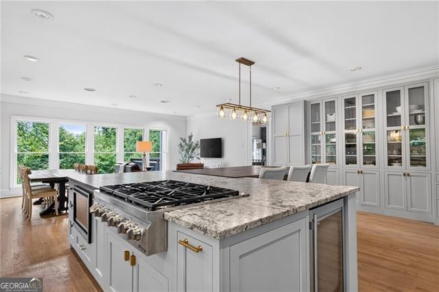 950 Tiverton Lane, Johns Creek, GA 30022