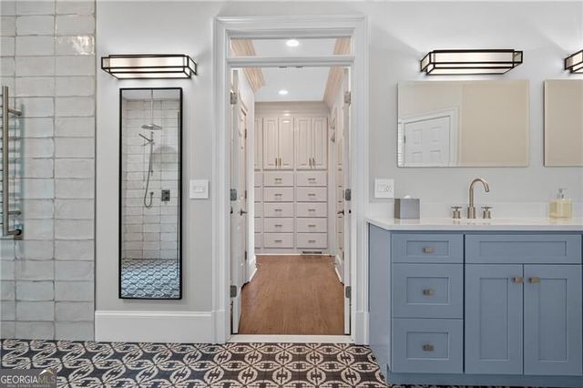 950 Tiverton Lane, Johns Creek, GA 30022
