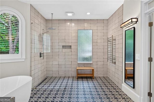 950 Tiverton Lane, Johns Creek, GA 30022