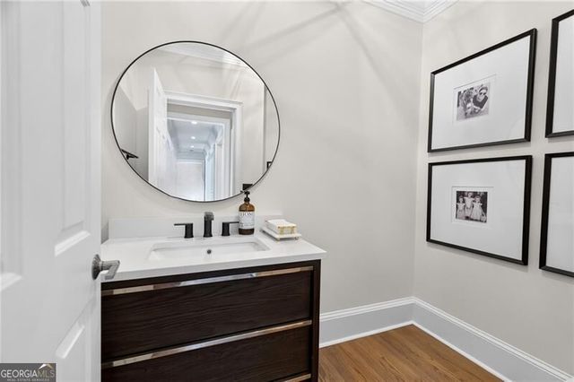 950 Tiverton Lane, Johns Creek, GA 30022