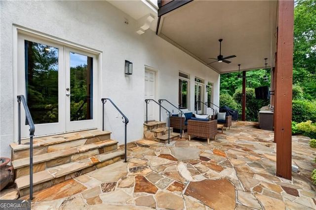 950 Tiverton Lane, Johns Creek, GA 30022