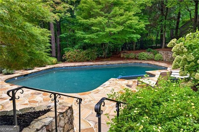 950 Tiverton Lane, Johns Creek, GA 30022