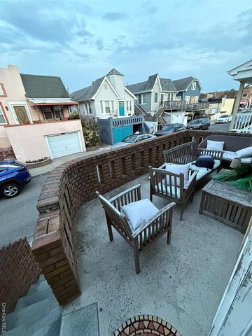 67 Florida Street, Long Beach, NY 11561