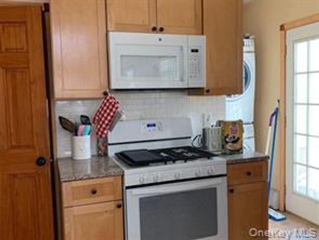 67 Florida Street, Long Beach, NY 11561