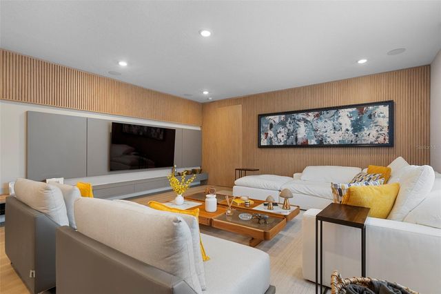 16110 VOLTERRA POINT, Bella Collina, FL 34756