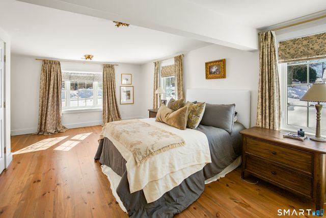 100 Tuller Road, Fairfield, CT 06825