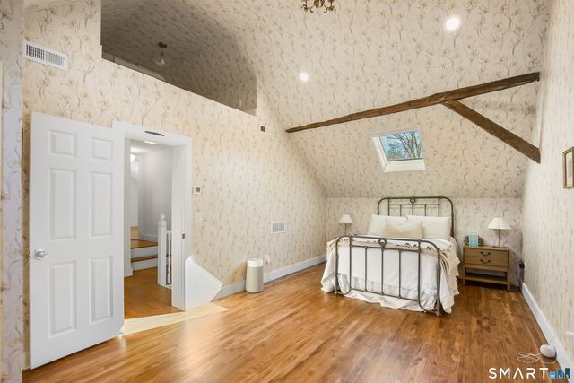 100 Tuller Road, Fairfield, CT 06825