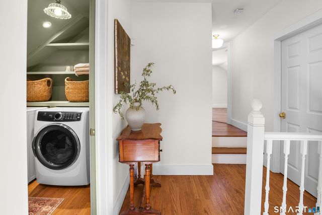 100 Tuller Road, Fairfield, CT 06825