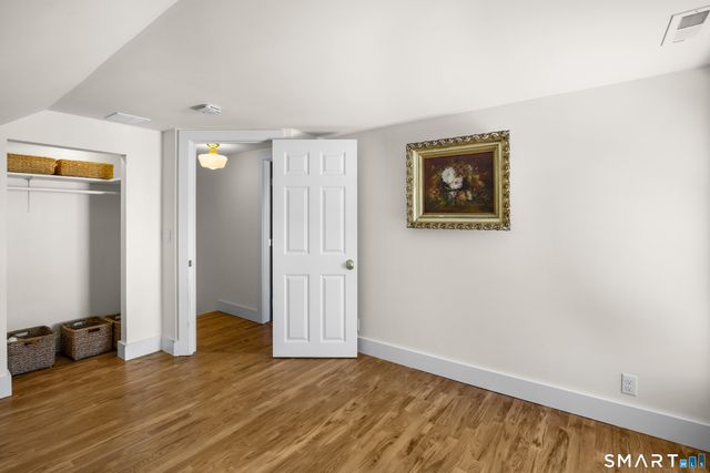 100 Tuller Road, Fairfield, CT 06825