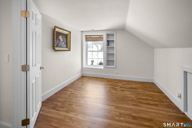 100 Tuller Road, Fairfield, CT 06825