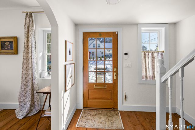 100 Tuller Road, Fairfield, CT 06825