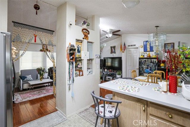 7887 Lampson 100, Garden Grove, CA 92841