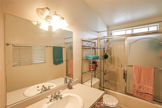 7887 Lampson 100, Garden Grove, CA 92841