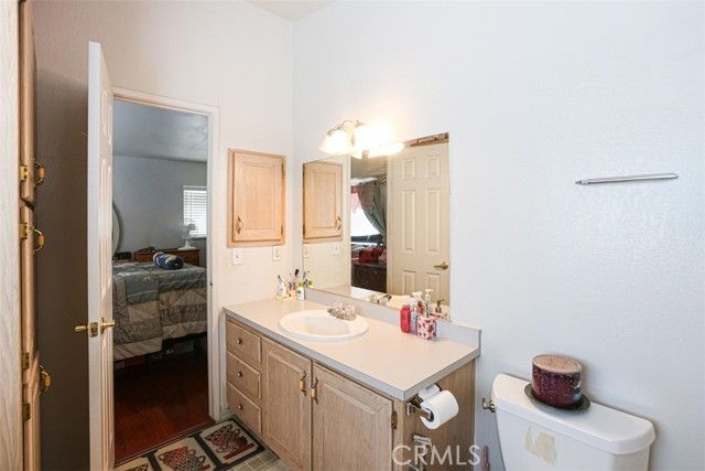 7887 Lampson 100, Garden Grove, CA 92841