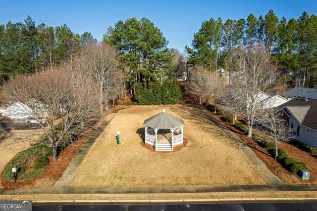 803 Windcroft Circle NW, Acworth, GA 30101