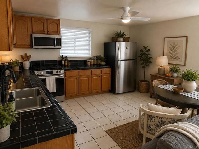 1733 Stormy Lane, Vista, CA 92084