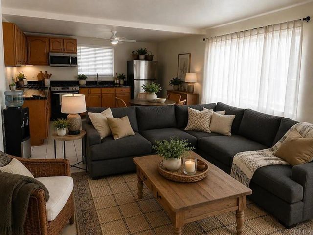 1733 Stormy Lane, Vista, CA 92084