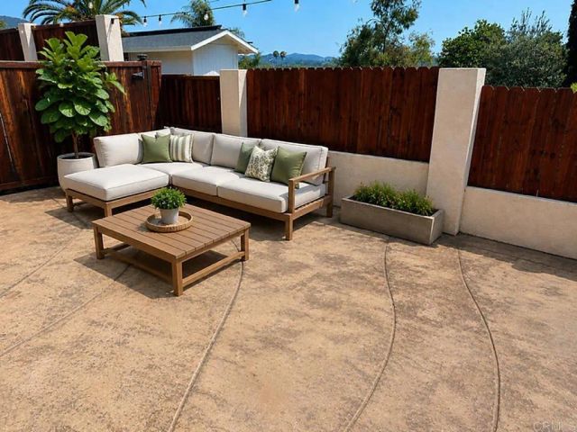 1733 Stormy Lane, Vista, CA 92084