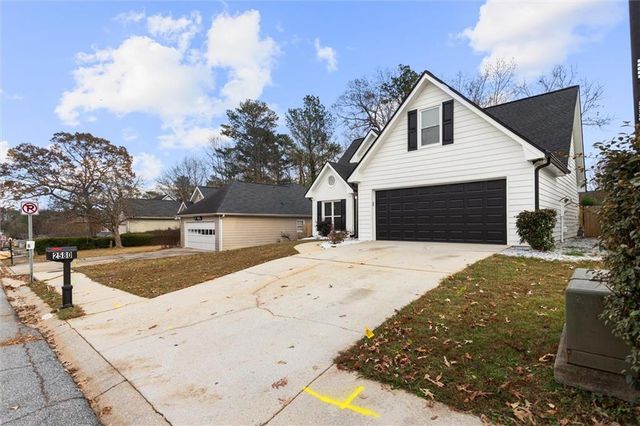 2580 Waterford Park Drive, Lawrenceville, GA 30044