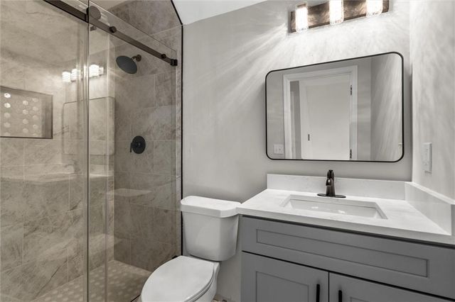 2580 Waterford Park Drive, Lawrenceville, GA 30044