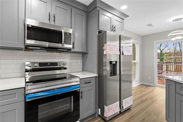 2580 Waterford Park Drive, Lawrenceville, GA 30044