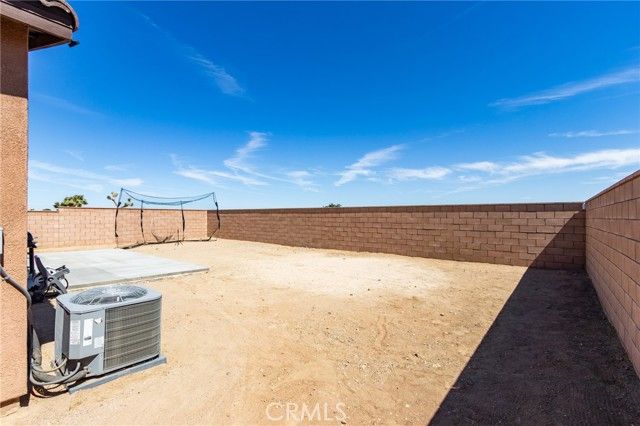 11856 Calenda Court, Victorville, CA 92392