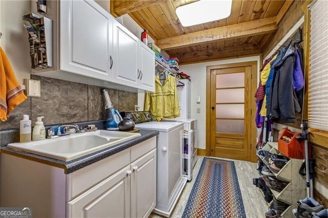 7625 Fish Hook Lane, Lula, GA 30554