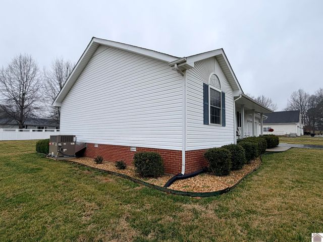 1289 Bethel Road, Benton, KY 42025