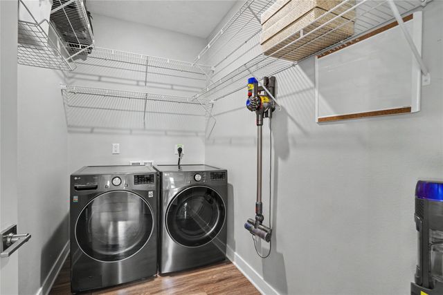 450 SW 7th Street 209, Des Moines, IA 50309