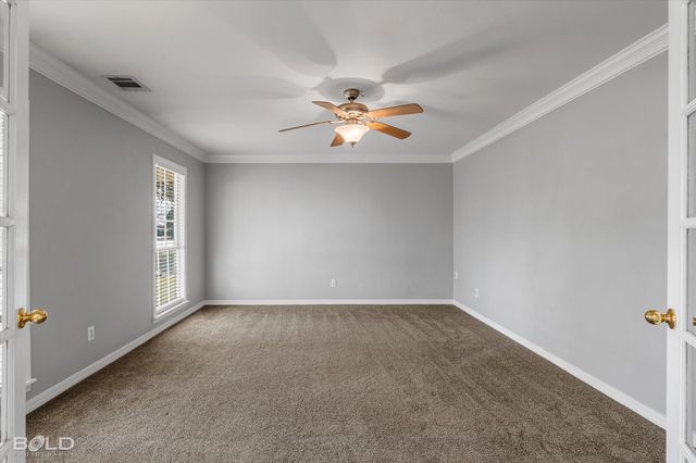 2119 Surrey Lane, Bossier City, LA 71111