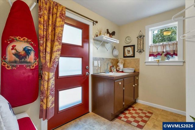 4193 Oakman St S, Salem, OR 97004