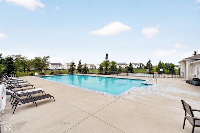 2859 Holiday Way, Greenwood, IN 46143