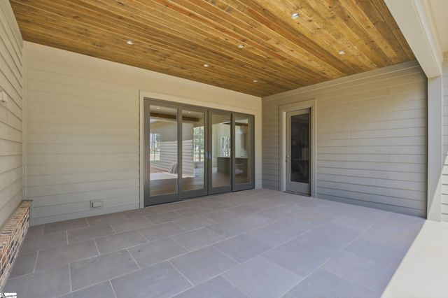 53 Bell Road, Greenville, SC 29607