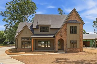 53 Bell Road, Greenville, SC 29607