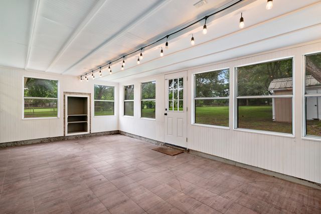 5880 Pine Mill Road, Reno, TX 75462