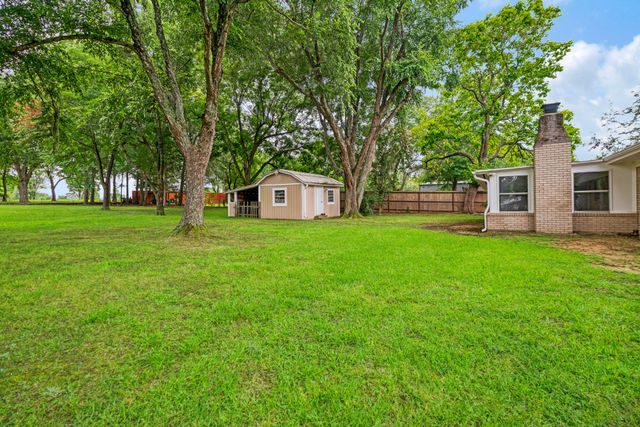 5880 Pine Mill Road, Reno, TX 75462
