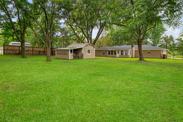 5880 Pine Mill Road, Reno, TX 75462