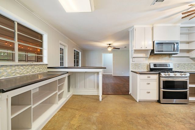 5880 Pine Mill Road, Reno, TX 75462