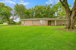 5880 Pine Mill Road, Reno, TX 75462