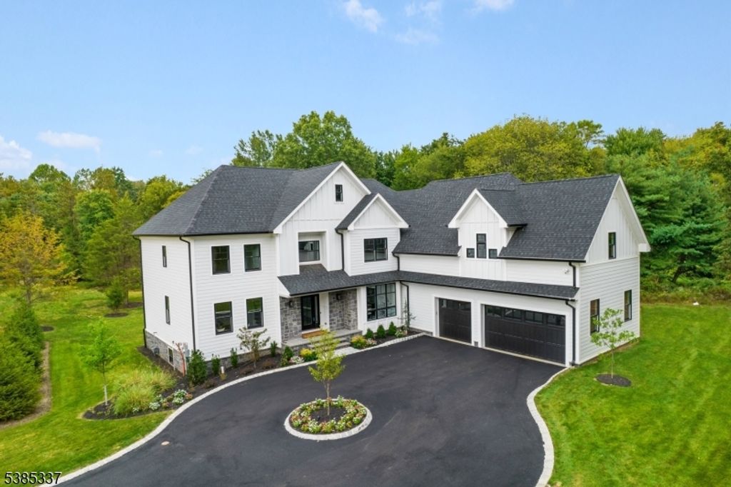 9 Brookside Dr, Warren Twp., NJ 07059