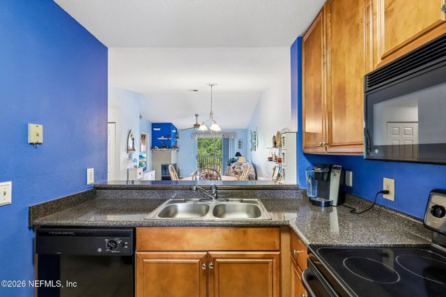 21 ARBOR CLUB Drive 319, Ponte Vedra Beach, FL 32082
