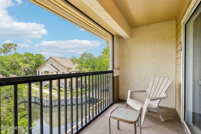 21 ARBOR CLUB Drive 319, Ponte Vedra Beach, FL 32082
