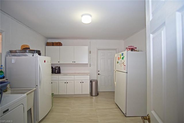 1930 Indian Creek DR, North Fort Myers, FL 33917