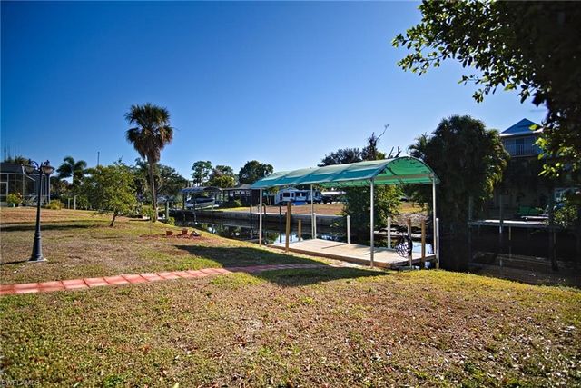 1930 Indian Creek DR, North Fort Myers, FL 33917