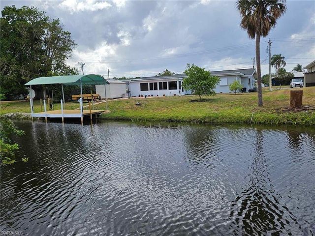 1930 Indian Creek DR, North Fort Myers, FL 33917