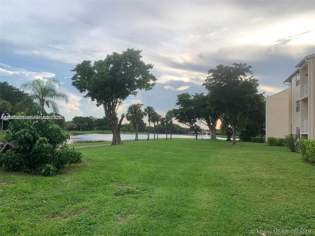 15285 SW 107th Ln 206, Miami, FL 33196