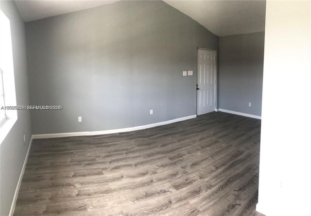 15285 SW 107th Ln 206, Miami, FL 33196